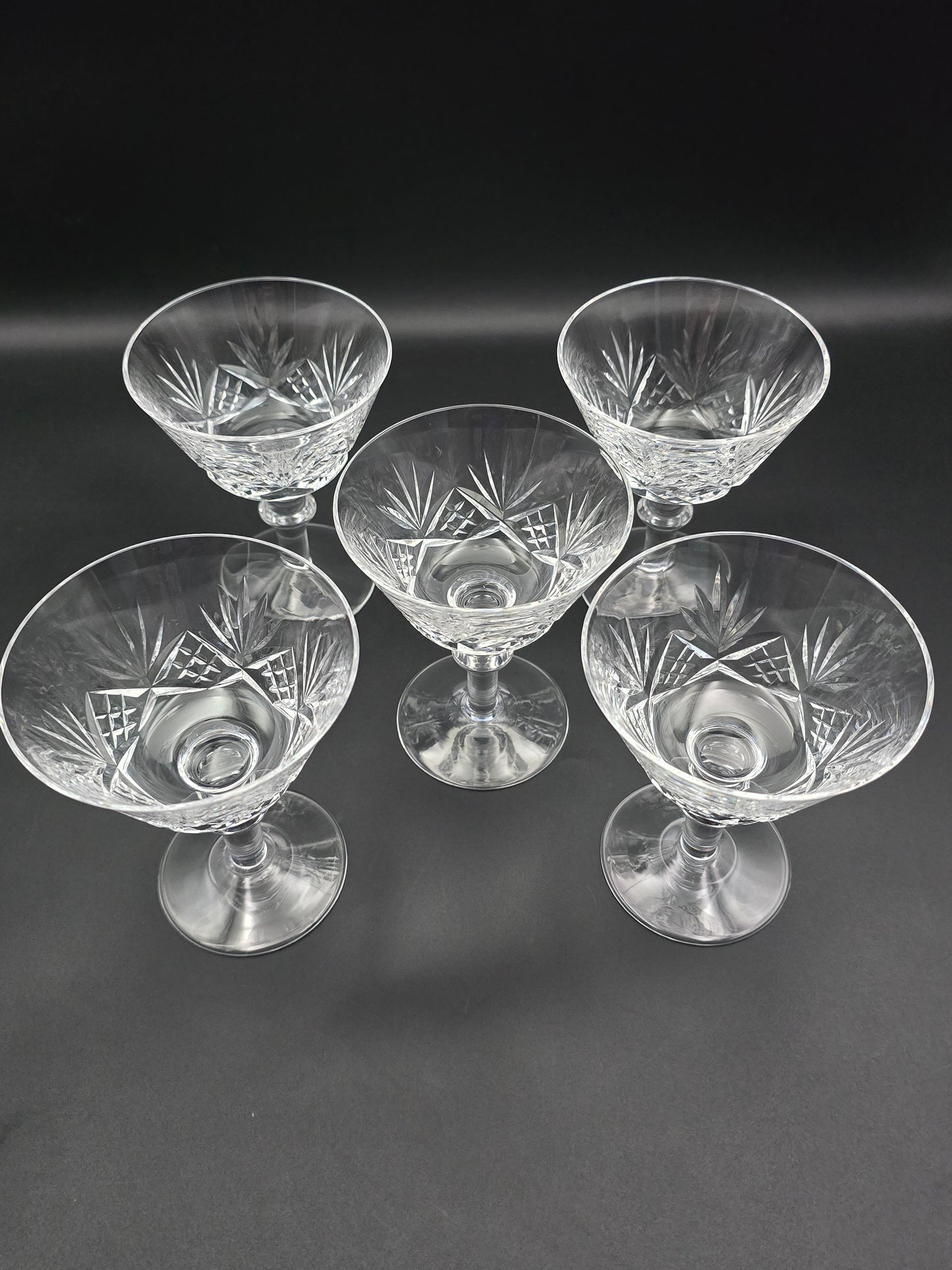 Set of 5 large Crystal champagne coupes. 200ml. 12cm tall
