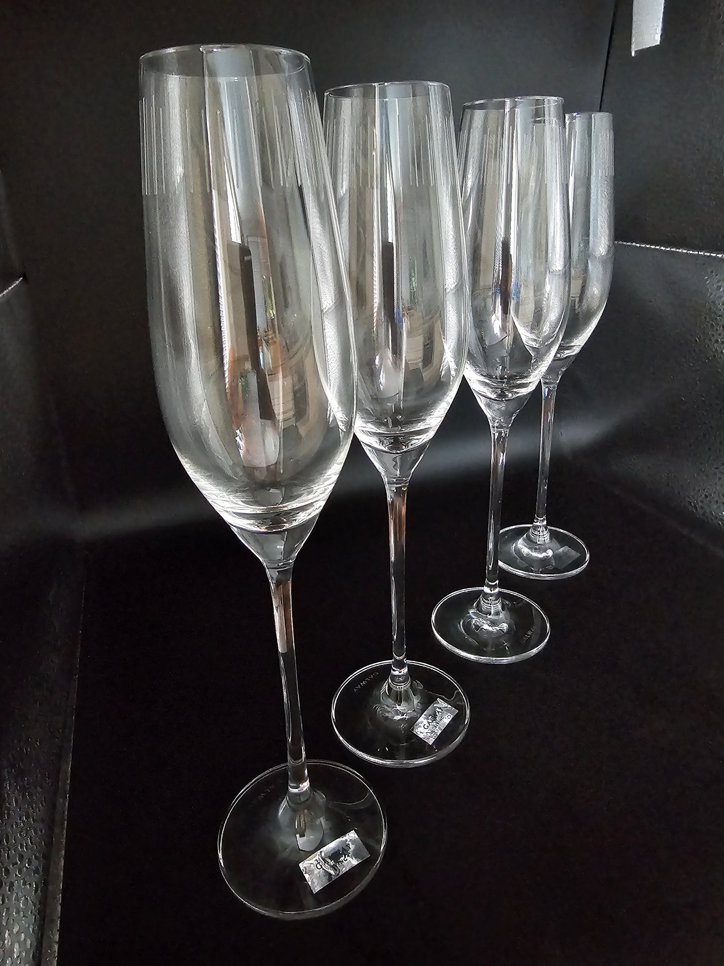 Galway Living Lines Pattern set of 4 Crystal Champagne Flutes. Boxed.