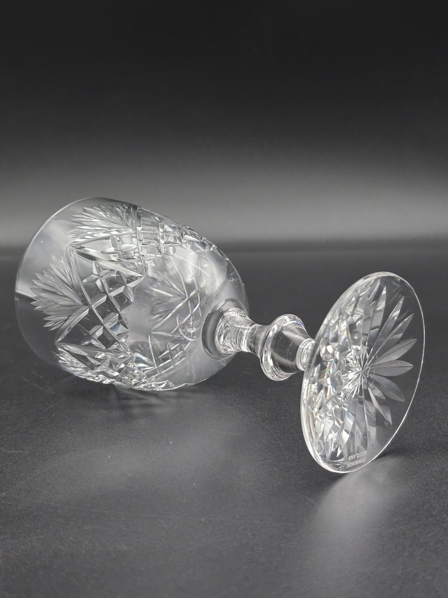 Set of 4 Edinburgh Crystal Iona Pattern 225ml.  14.5cm tall.
