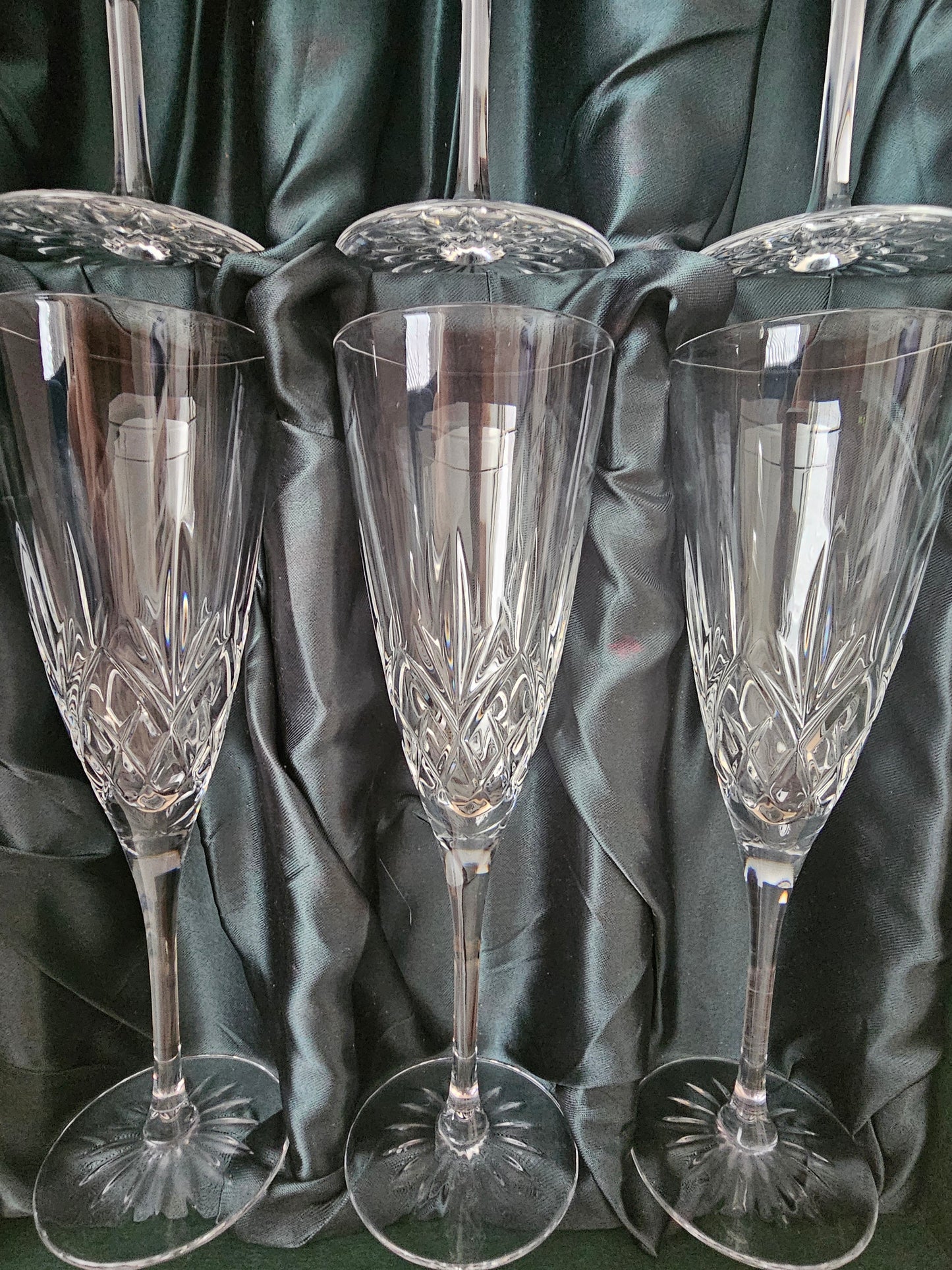 Thomas Webb Romeo set of 6 Vintage Crystal Champagne Flutes. Boxed