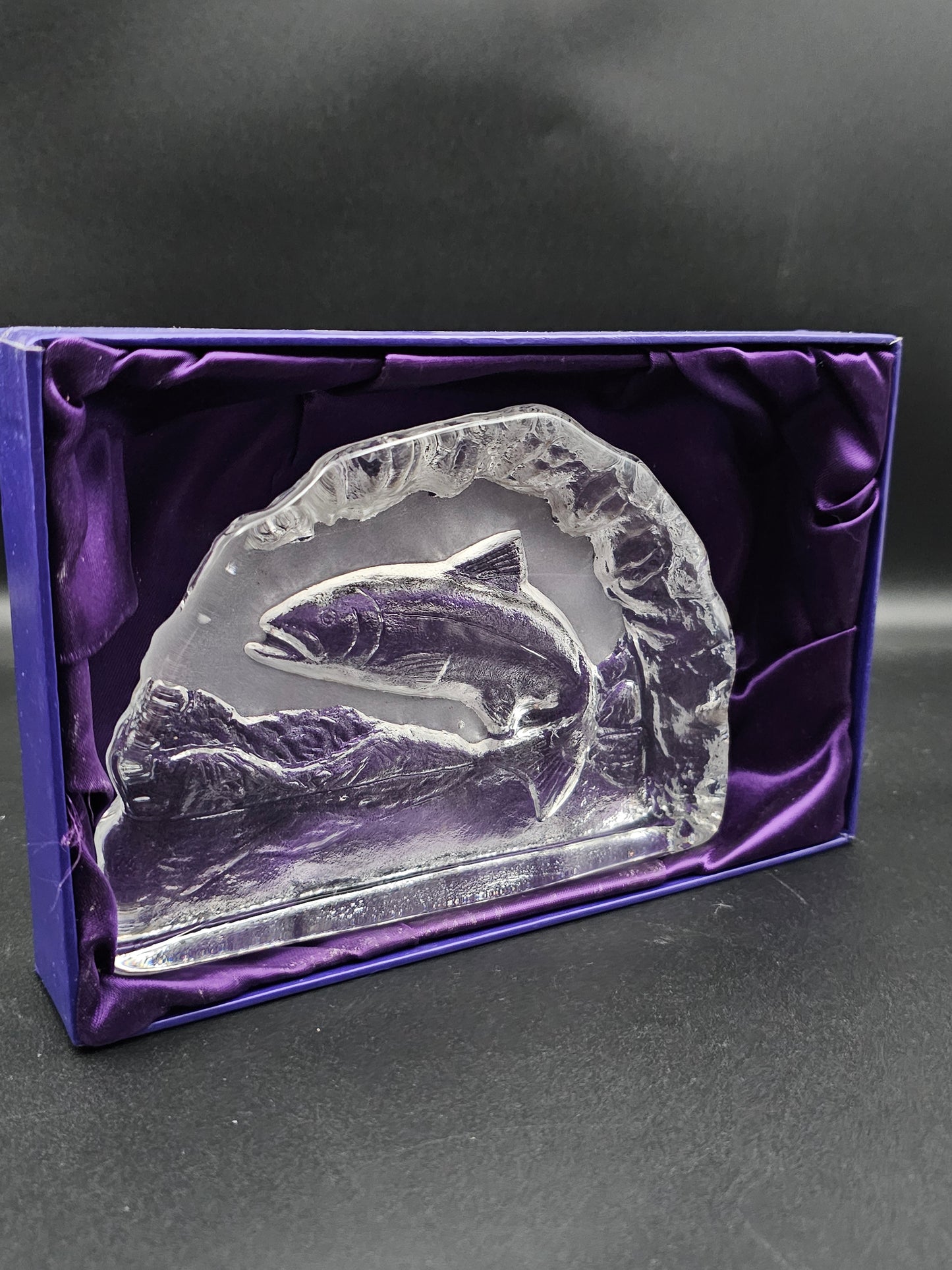 Edinburgh Crystal Fish paperweight ornament