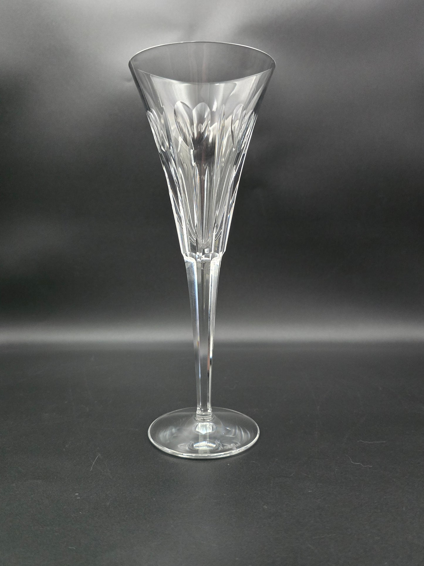 Single Waterford Crystal The Millennium collection, Second Toast Love Single Champagne Flute. 200ml