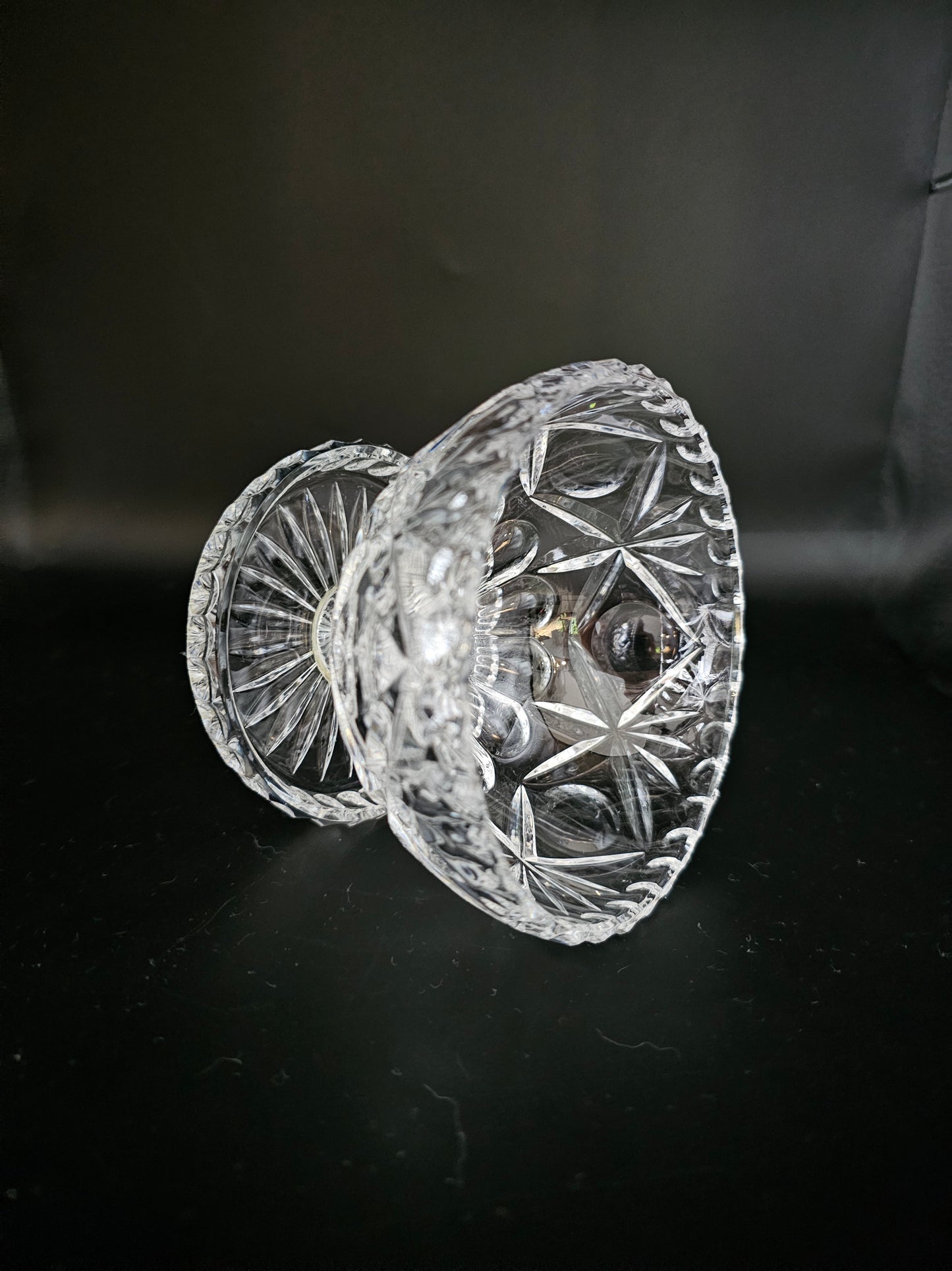 Set of 6 Beautiful vintage Crystal starter or Dessert bowls