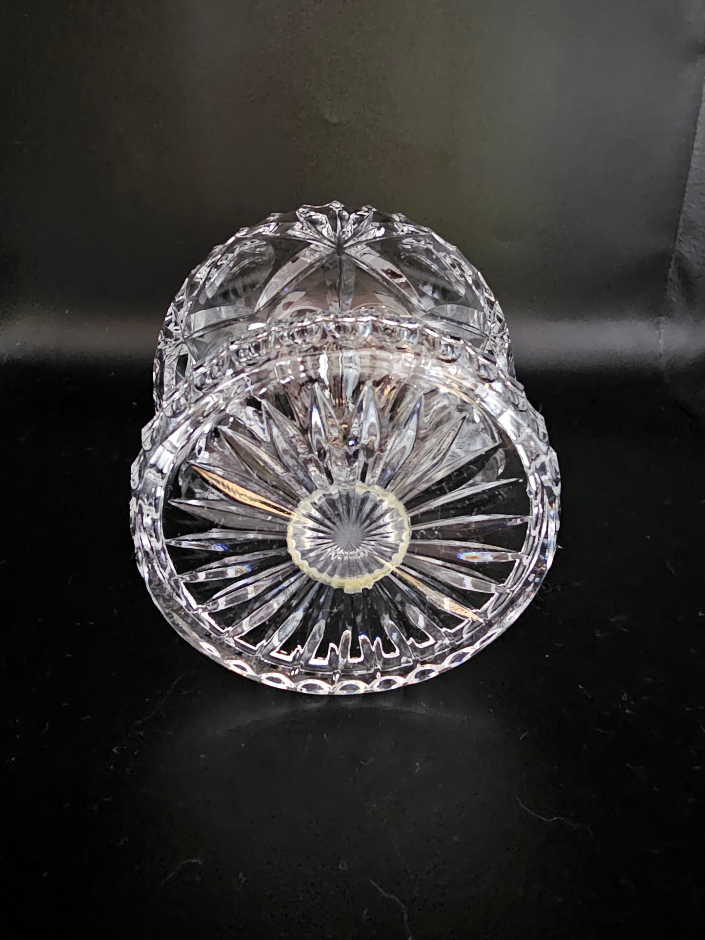 Set of 6 Beautiful vintage Crystal starter or Dessert bowls