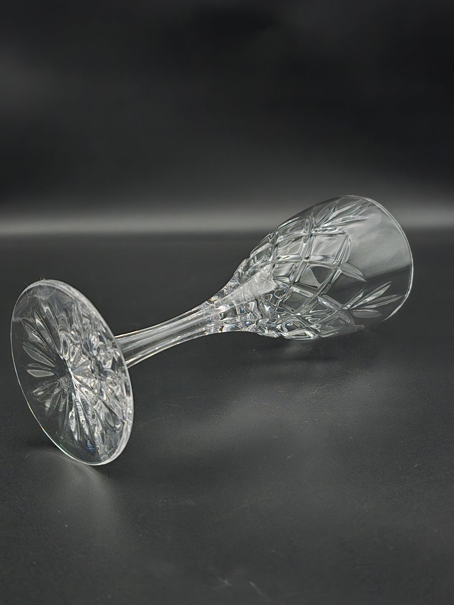 Single Royal Doulton tall Crystal wine glass 200ml 20cm tall