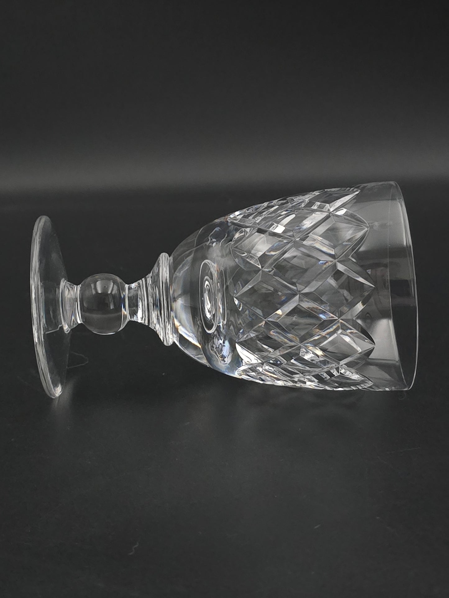 Set of 4 Crystal Glass goblets. 165ml. 12cm tall