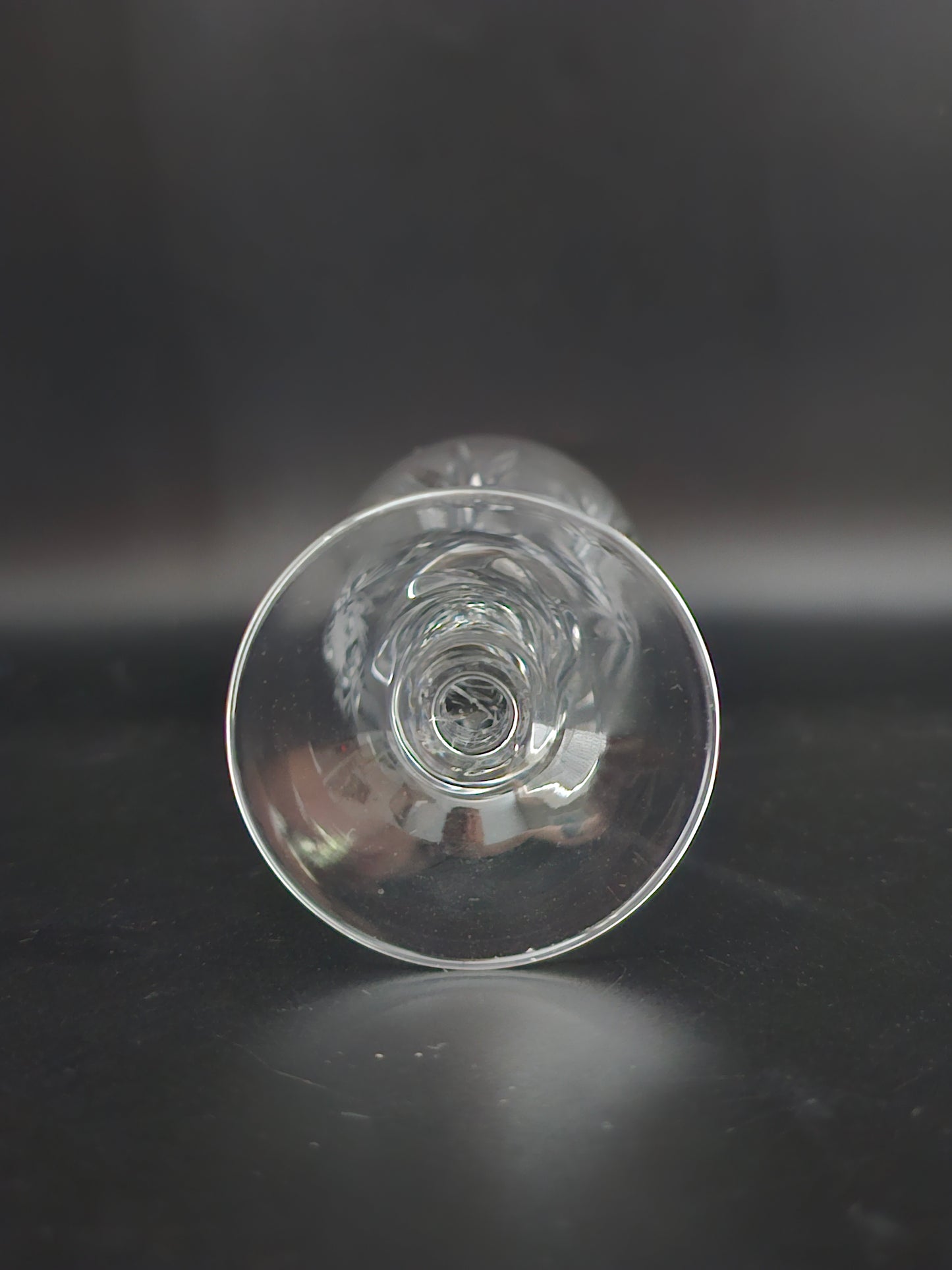 Beautiful Single Crystal Wine Glass. 150ml