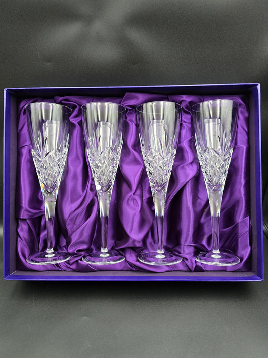 Set of 4 Large Edinburgh Crystal Glenshee Pattern Champagne flutes, Boxed 200ml 23cm tall