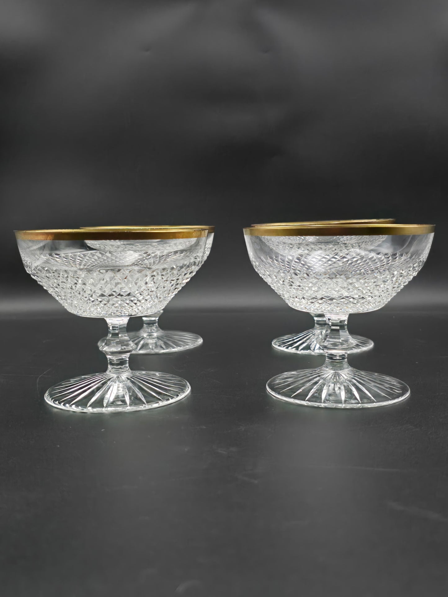 Set of 4 Beautiful Crystal Champagne coupes or dessert / starter dishes with Gold banding. 350ml. 10cm tall.