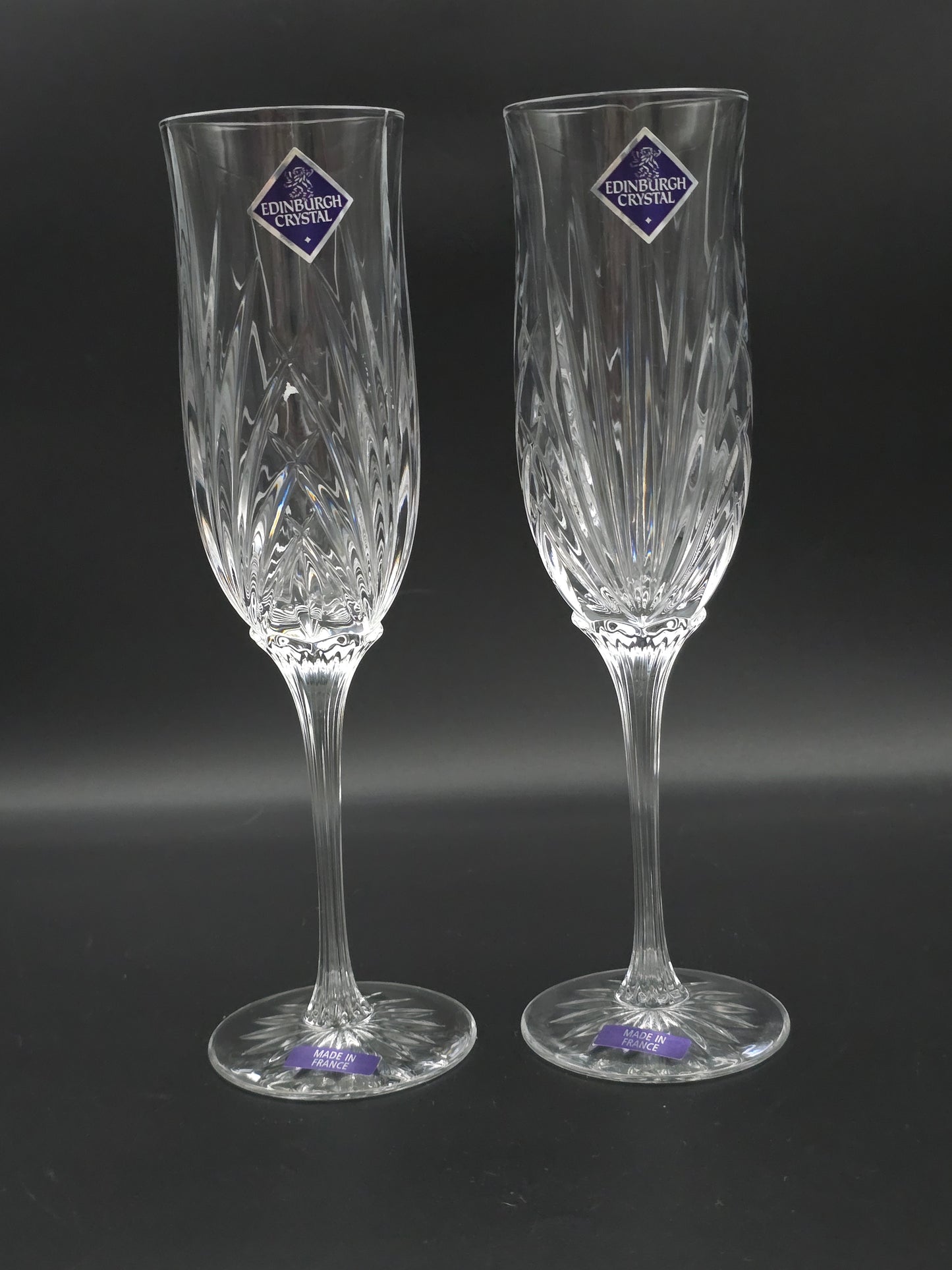 Pair of Edinburgh Crystal Champagne Flutes. 160ml. Boxed