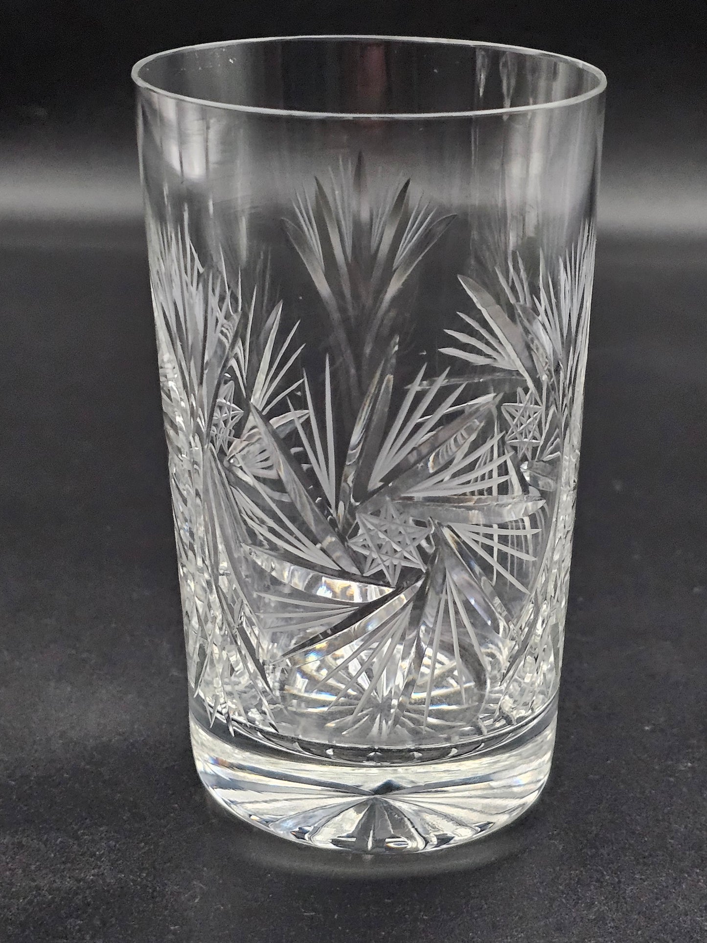 Set of 5 Fine, thin rim Tumbler Crystal glasses. 275ml