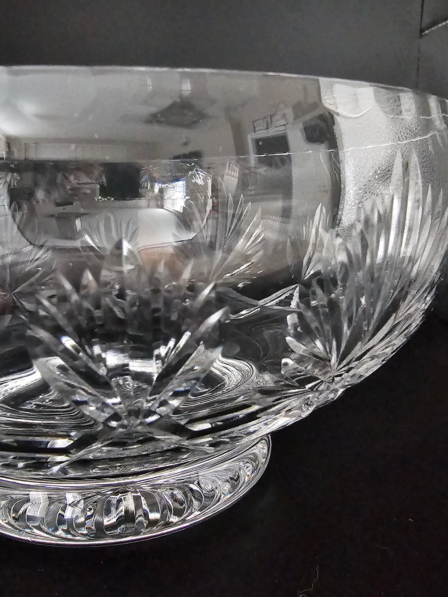 Edinburgh Crystal Glass Salad Bowl. Star Of Edinburgh Classic collection