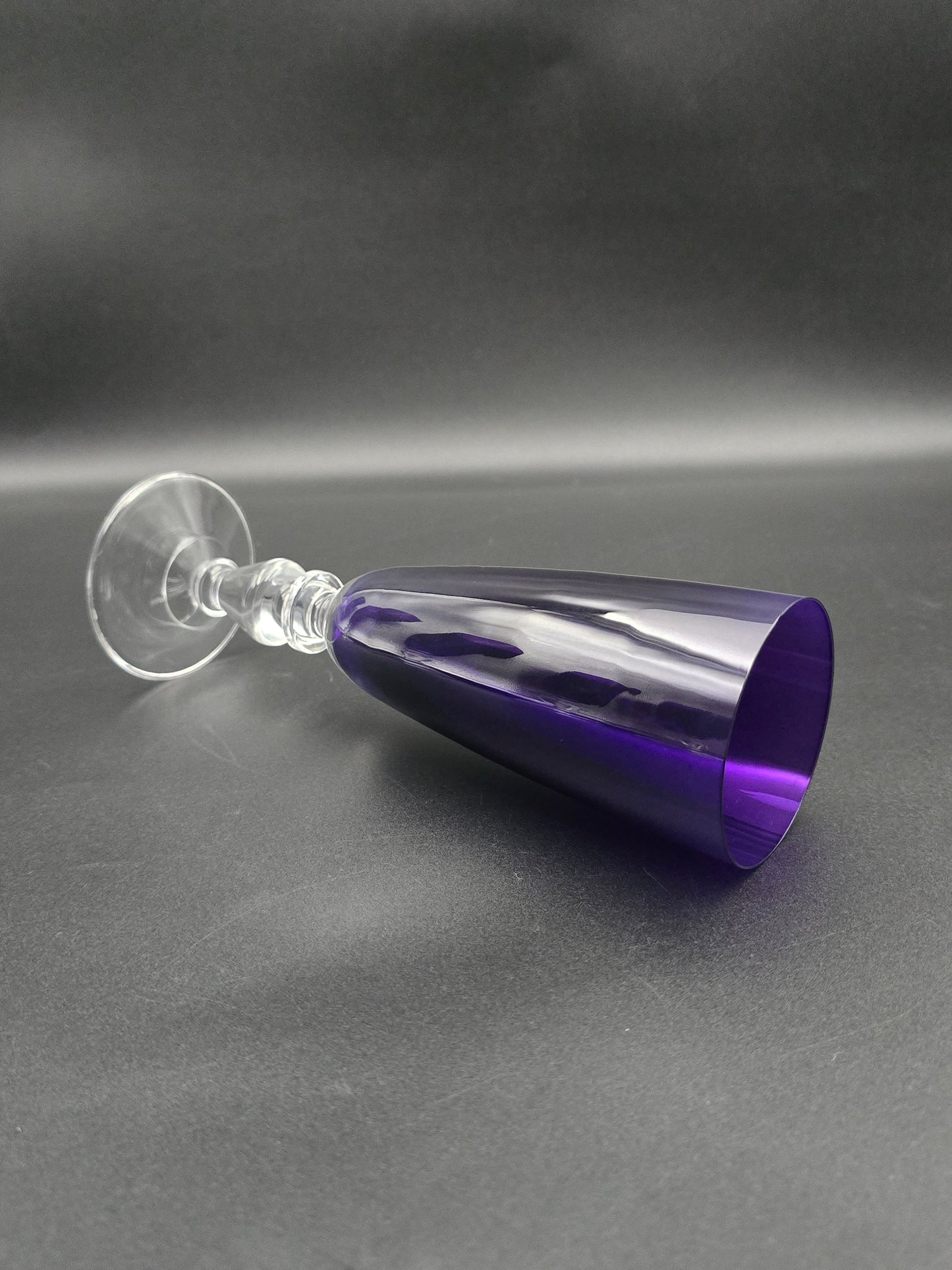 Set of 6 Purple Crystal champagne flutes 200ml 19.5cm tall