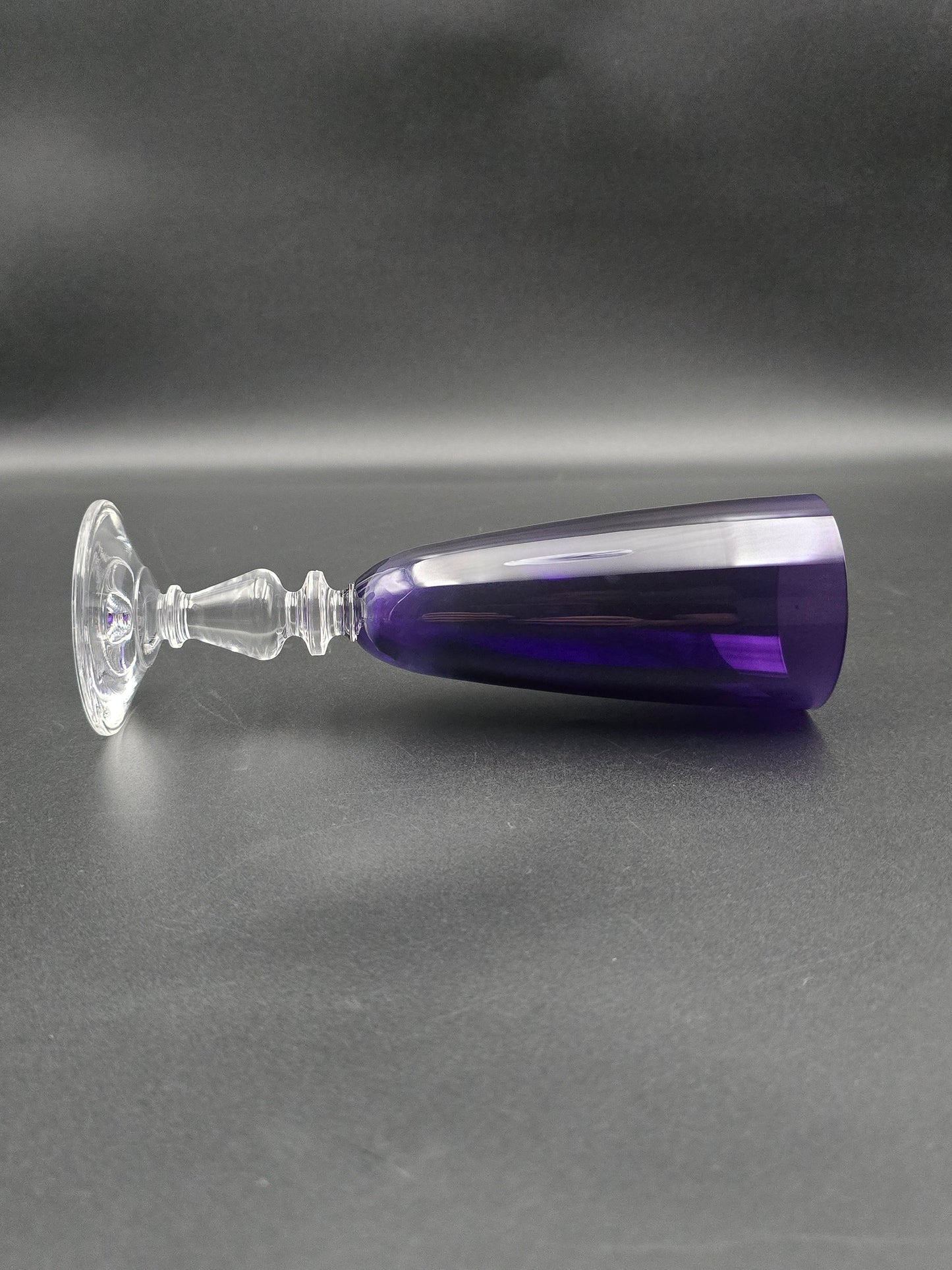 Set of 6 Purple Crystal champagne flutes 200ml 19.5cm tall