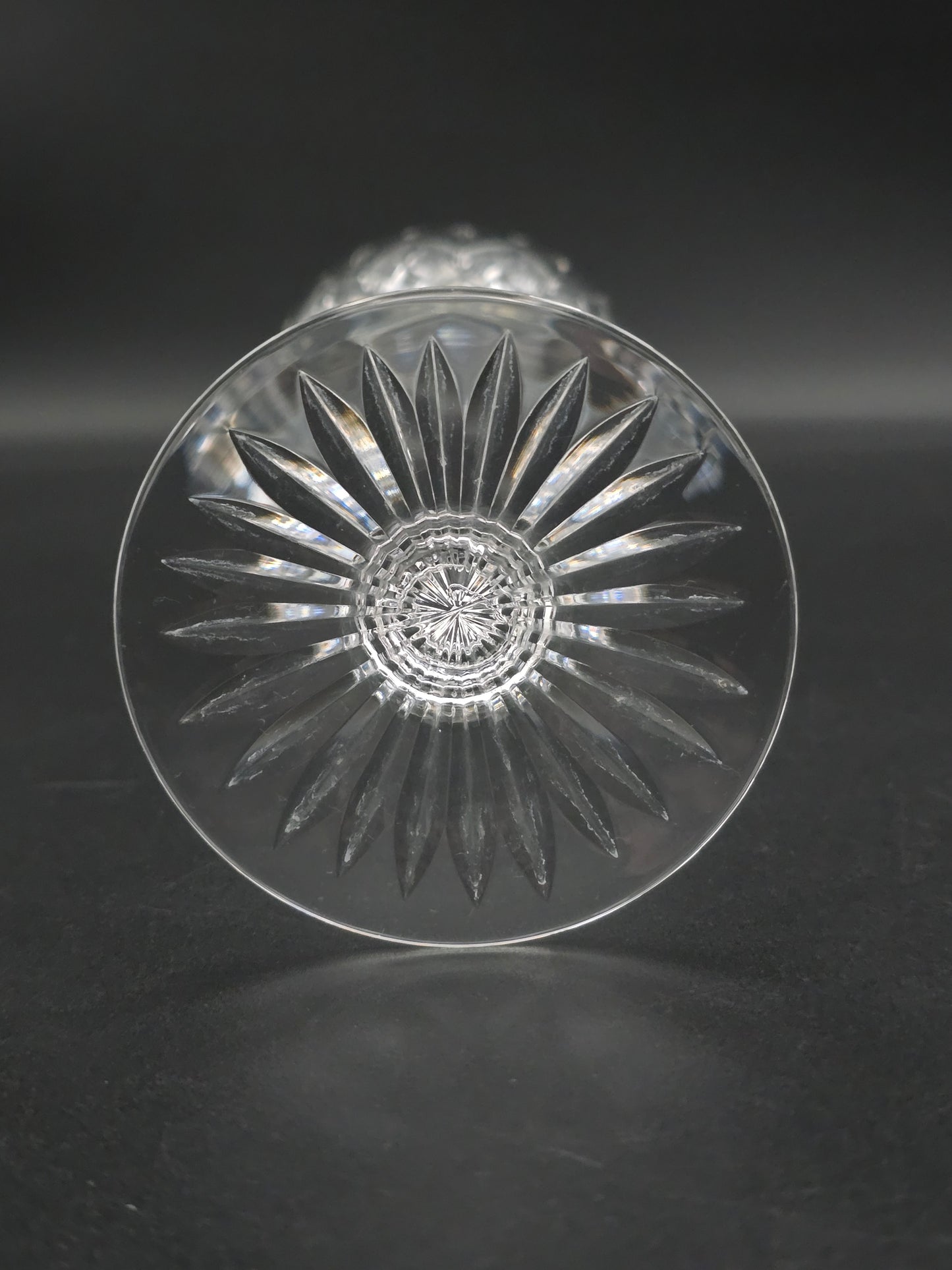 Set of 4 Large Stuart Crystal Shaftesbury pattern wine glasses 225ml