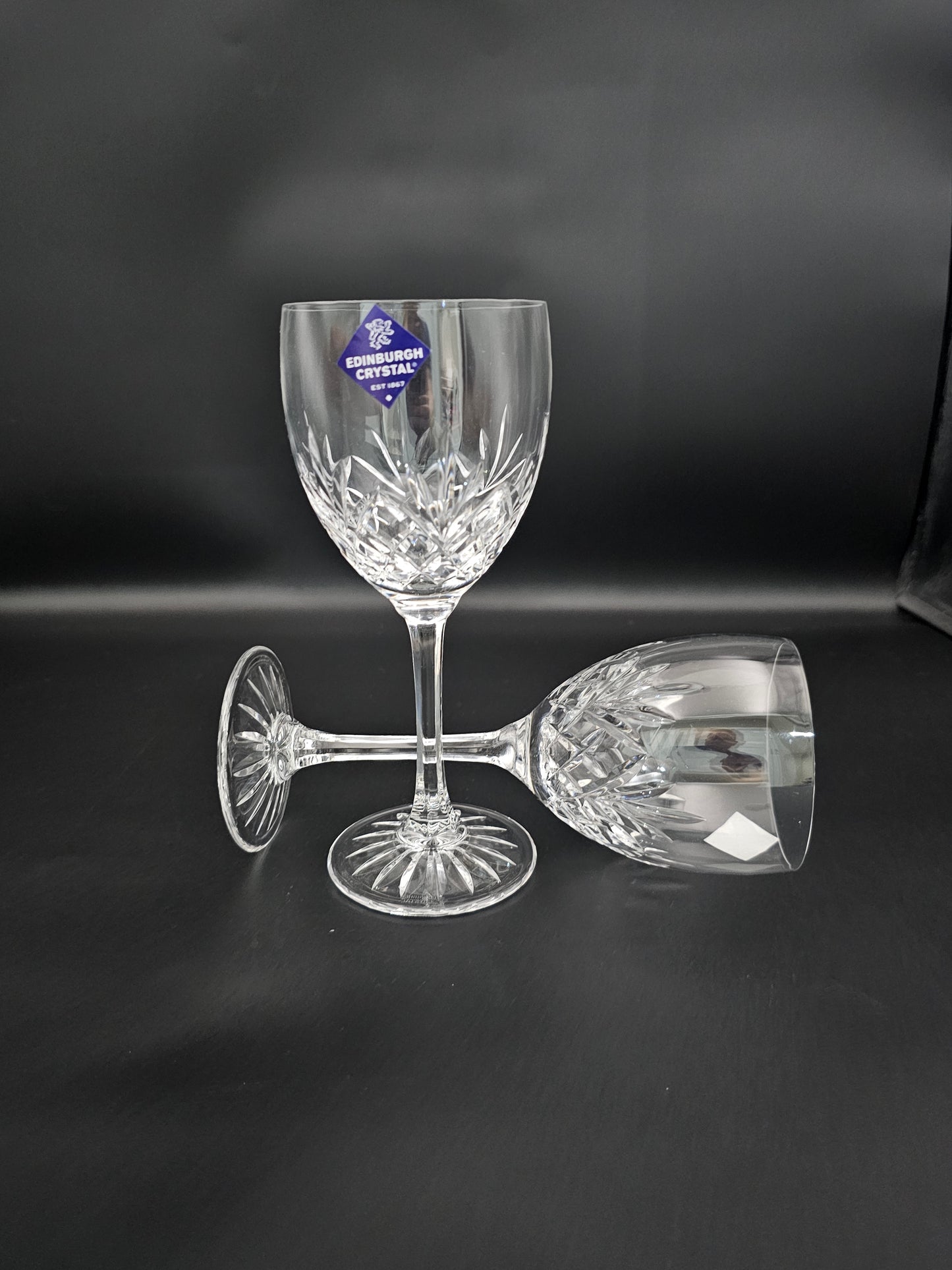 Pair of Edinburgh Crystal Tay Pattern Wine Glasses. 275ml. 19cm tall. Boxed.