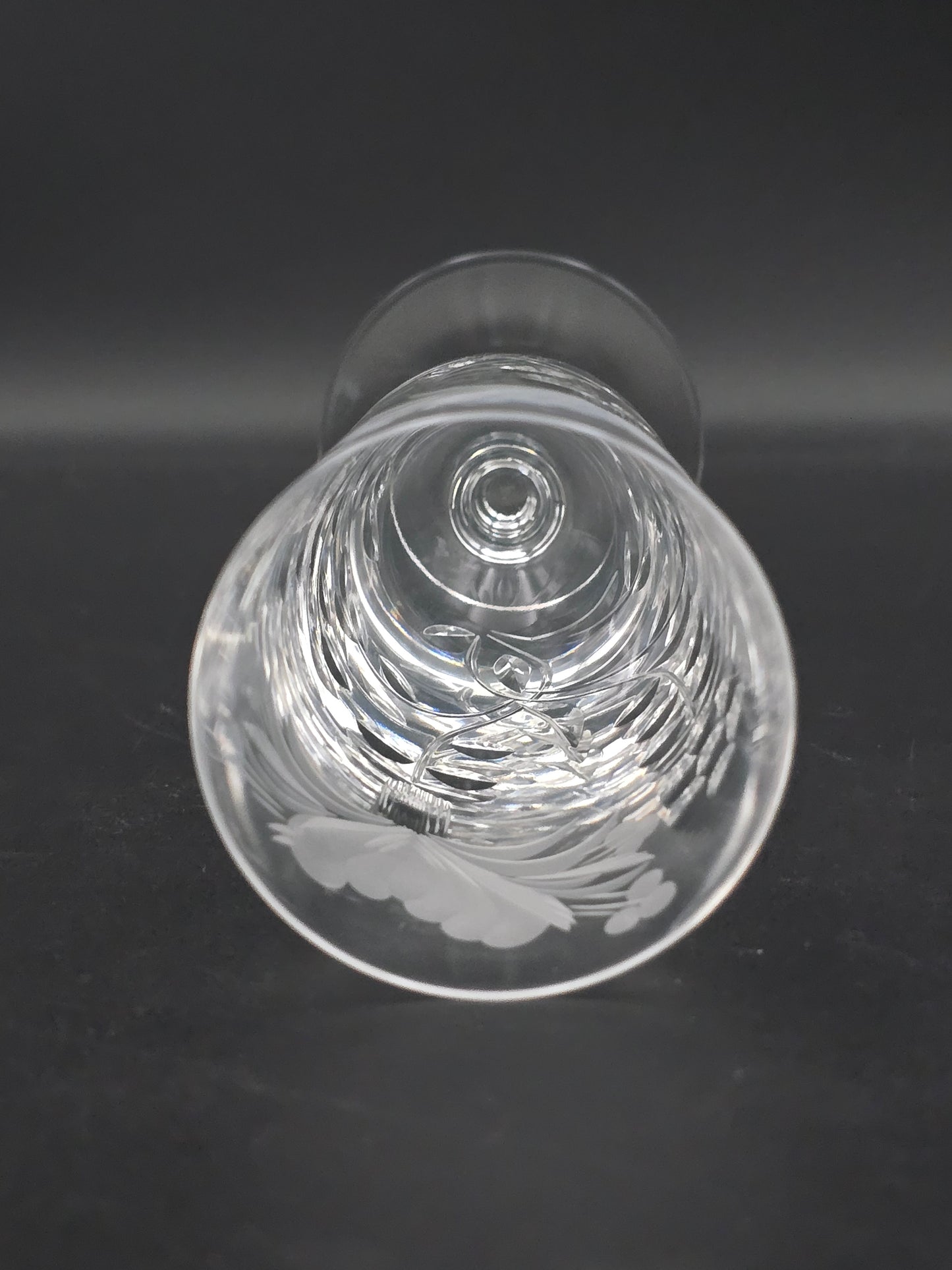 Set of 6 Royal Brierley Honeysuckle Crystal Champagne Flutes. 175ml. 17cm tall