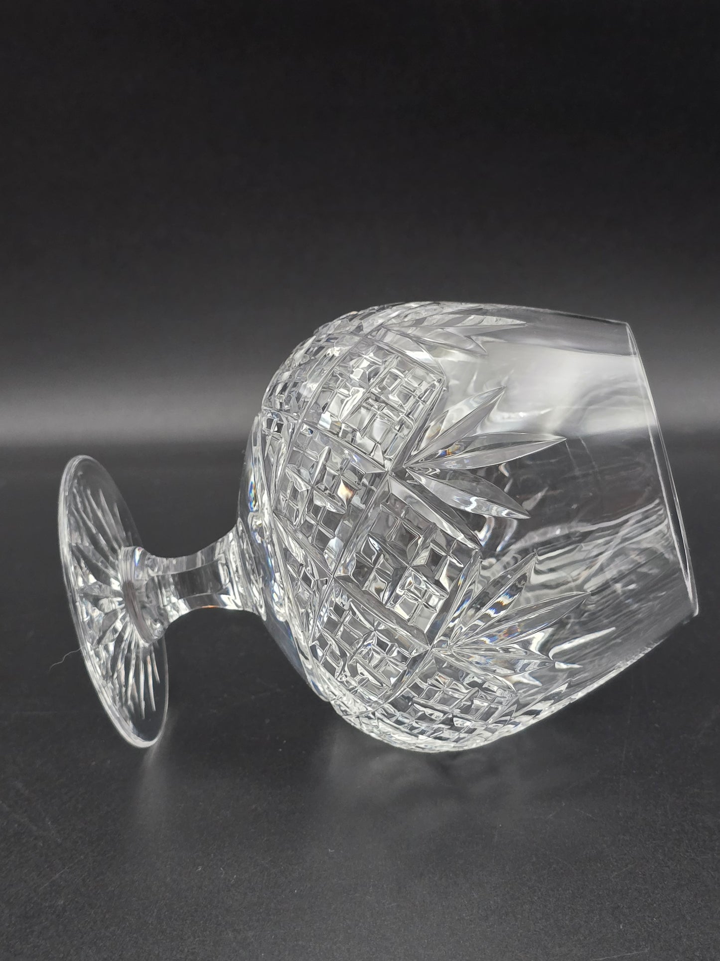 Set of 4 fine English Crystal large Brandy Balloons. 15oz
