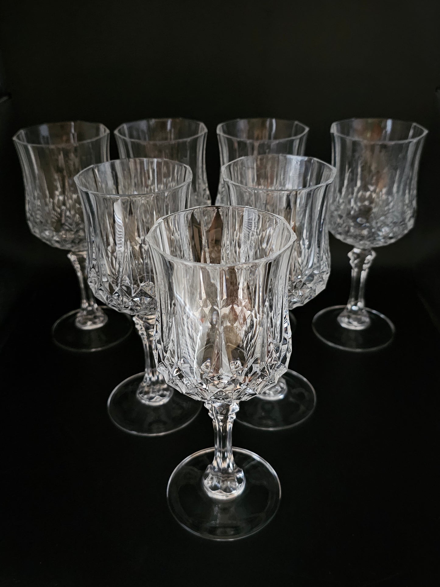 Set of 6.(Plus 1 free!) Tall, Large Crystal Wine Glasses. 18cm tall. 250ml.