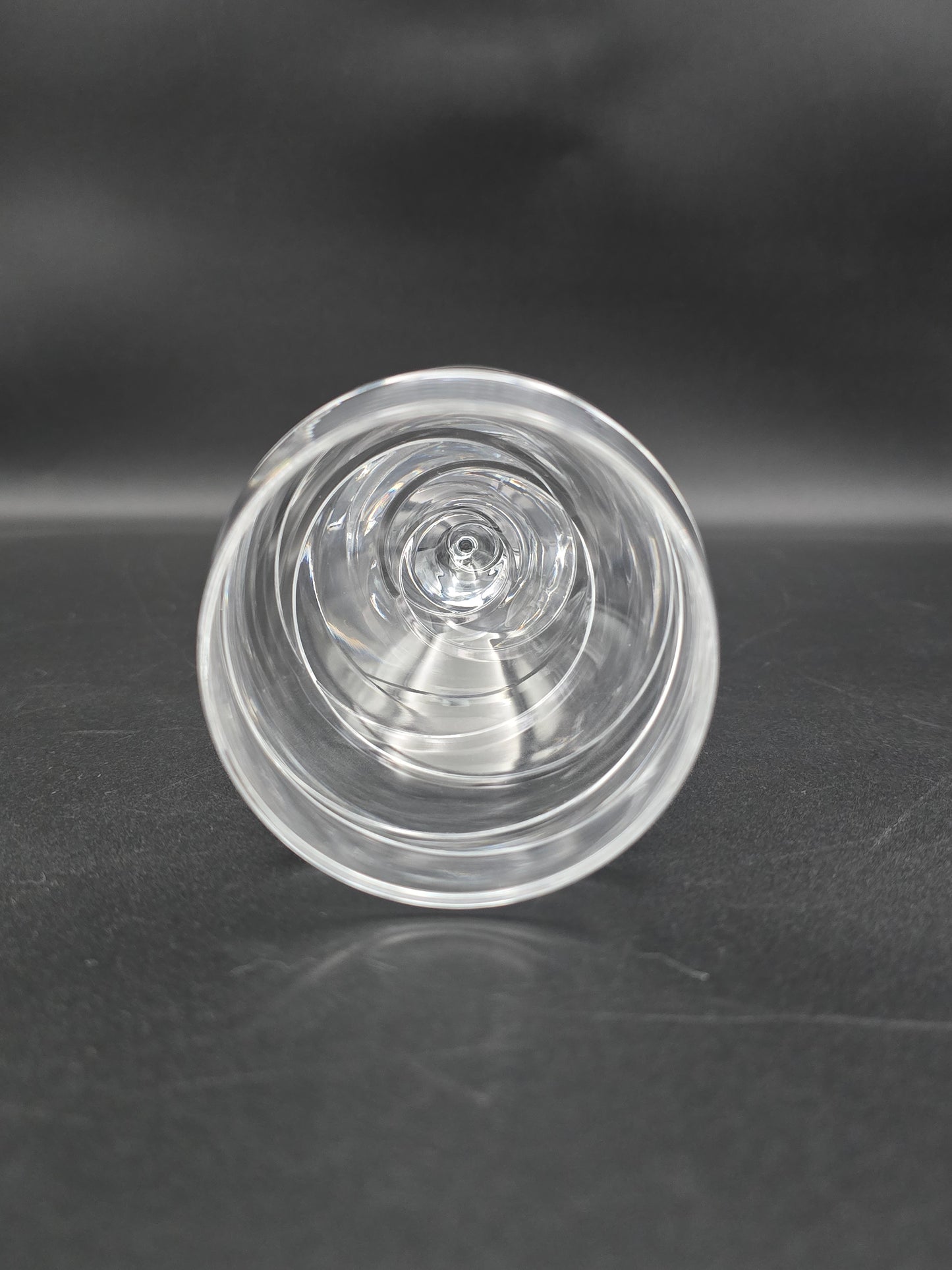 Set of 4 Large Crystal Wine Glasses 350ml 25cm tall.