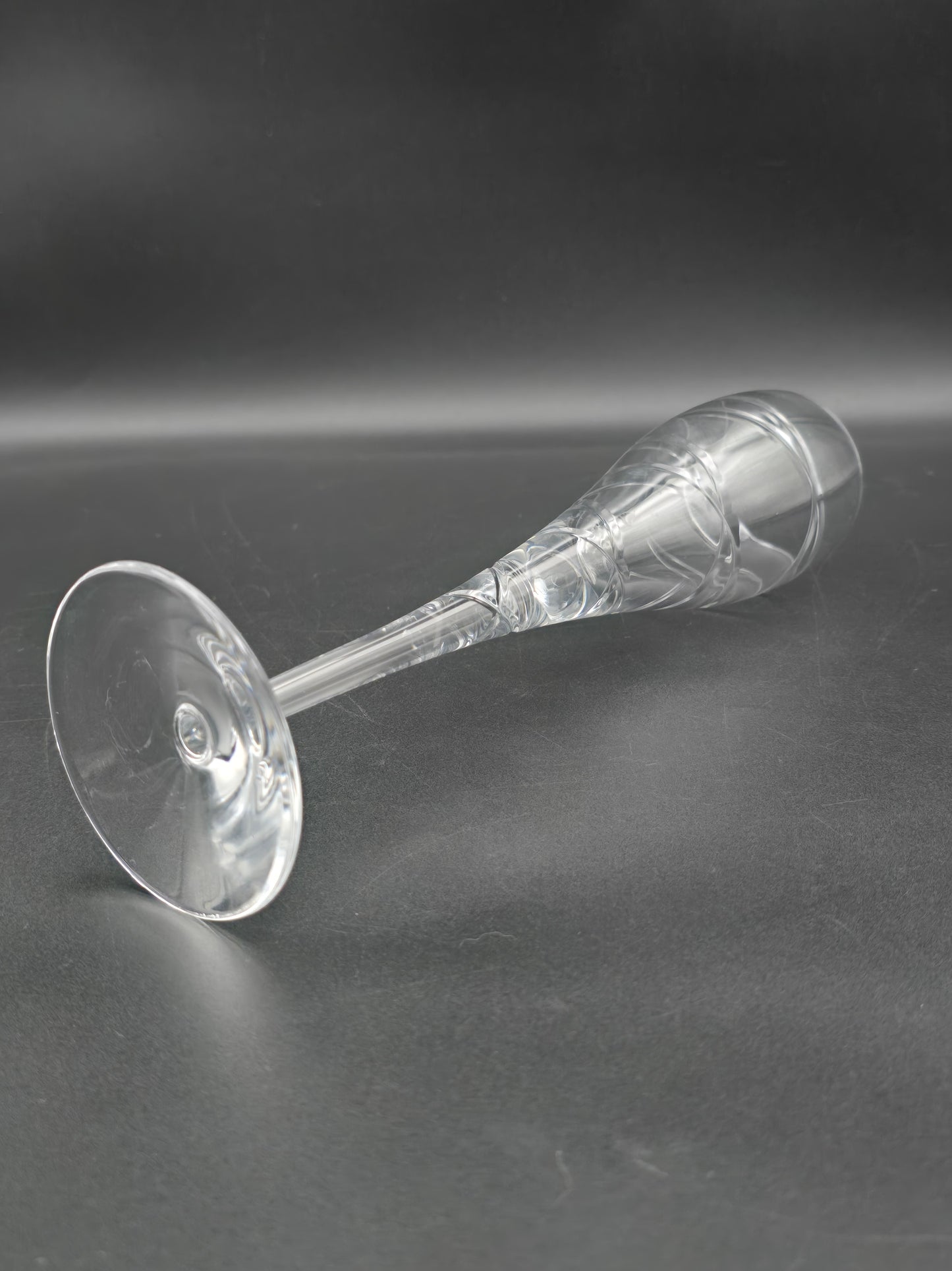 Set of 6 tall Aura style Crystal Champagne Flutes 175ml 25.5cm tall