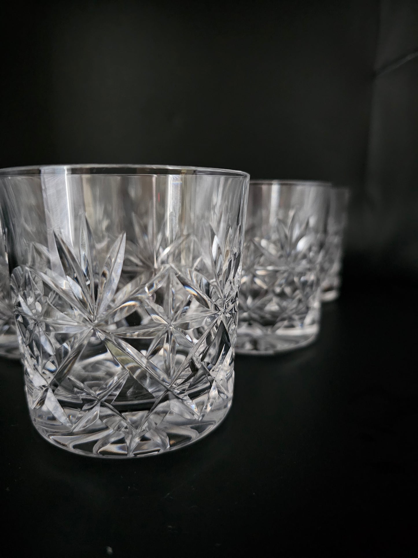 Set of 6 Vintage Crystal Tumblers. Ideal for Whisky, Water Juice or Spirits. 9oz