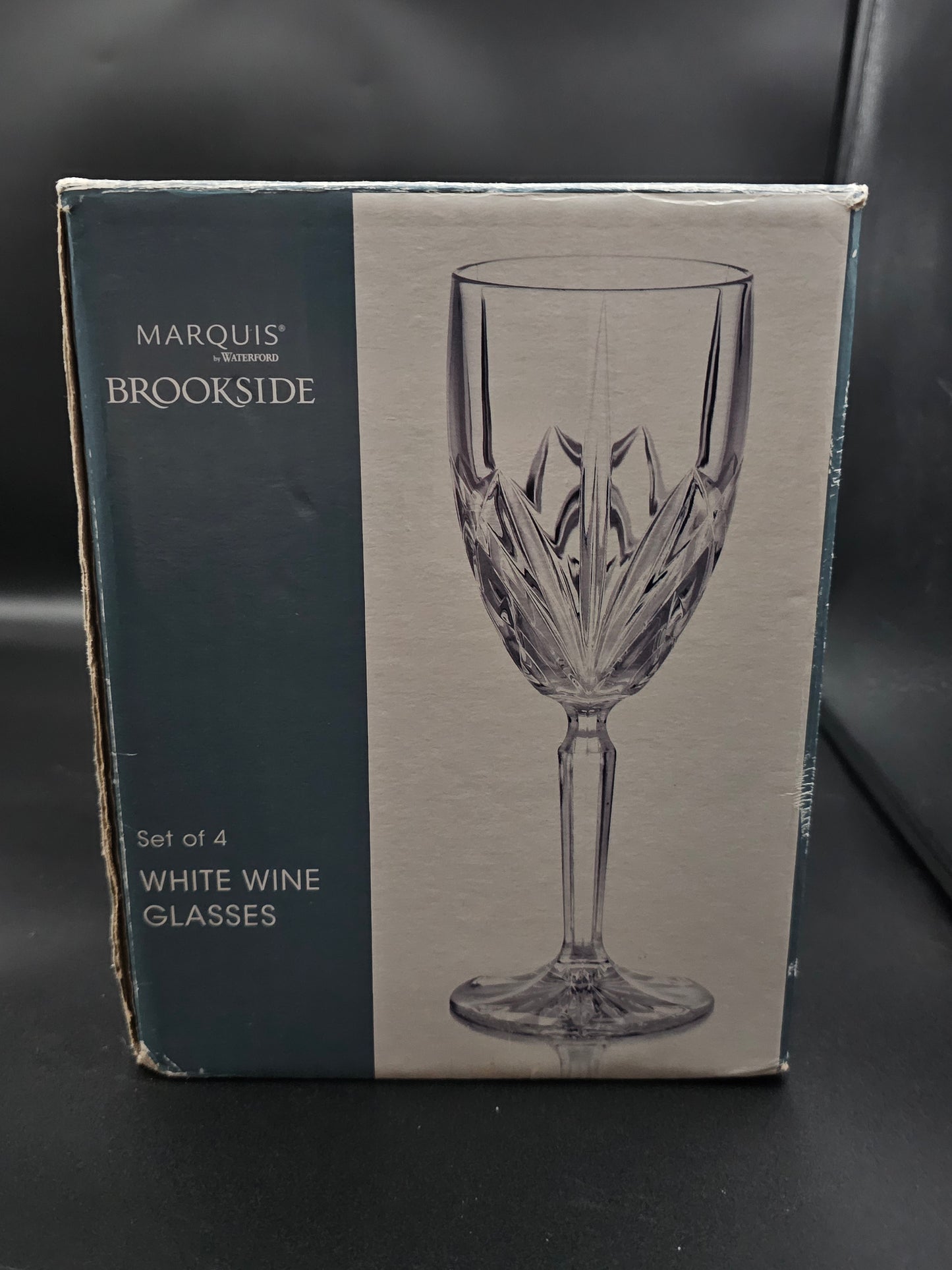 Set of 4 Waterford Marquis Brookside white wine glasses 230ml 20cm tall