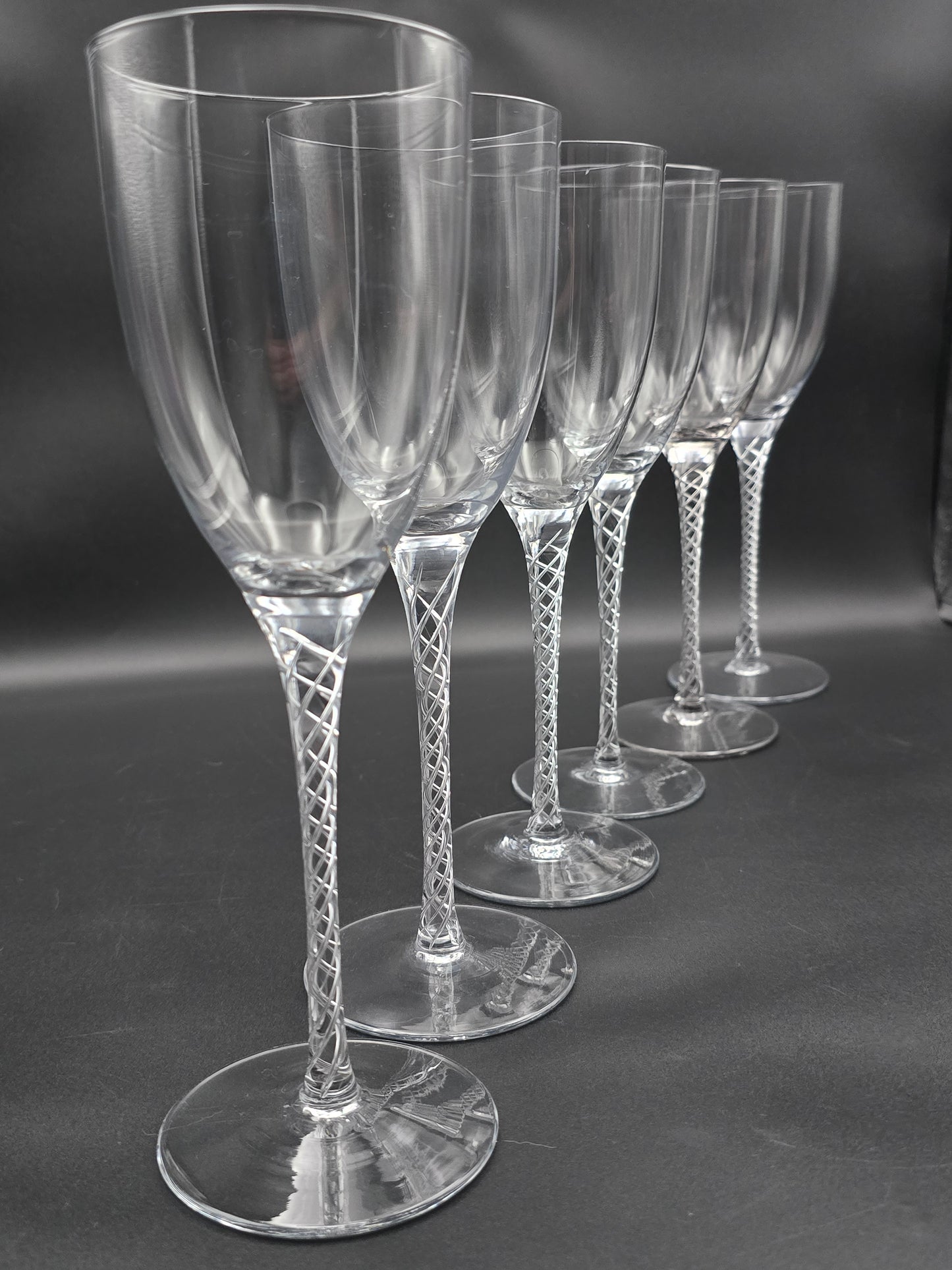 Set of 6 large air twist long stemmed Wine glasses 330ml 23.5cm tall.