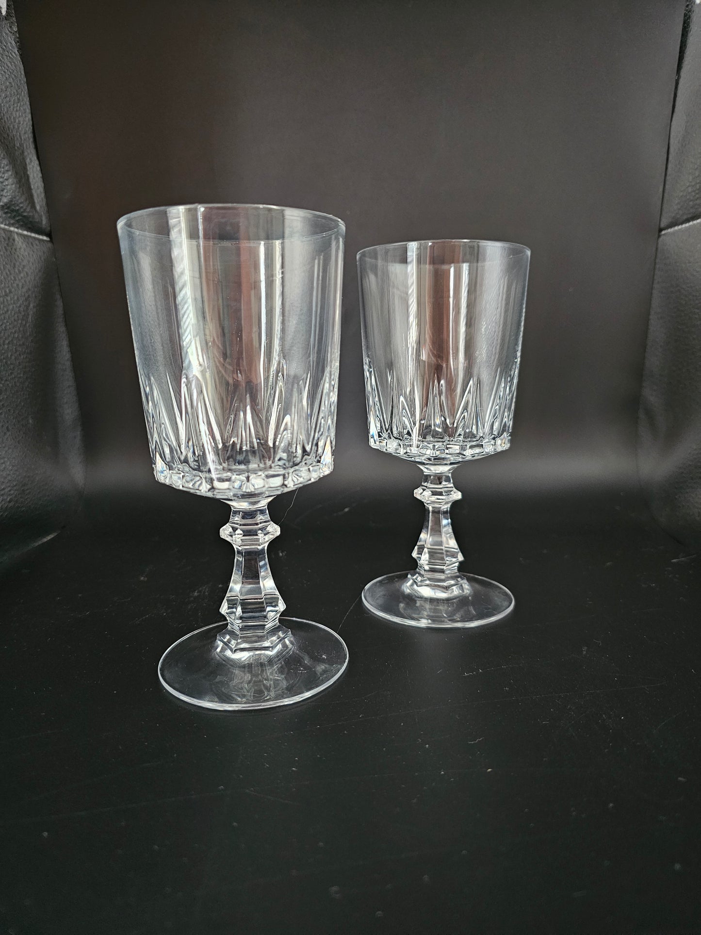 Vintage Pair of Large Crystal Wine Glasses.250ml