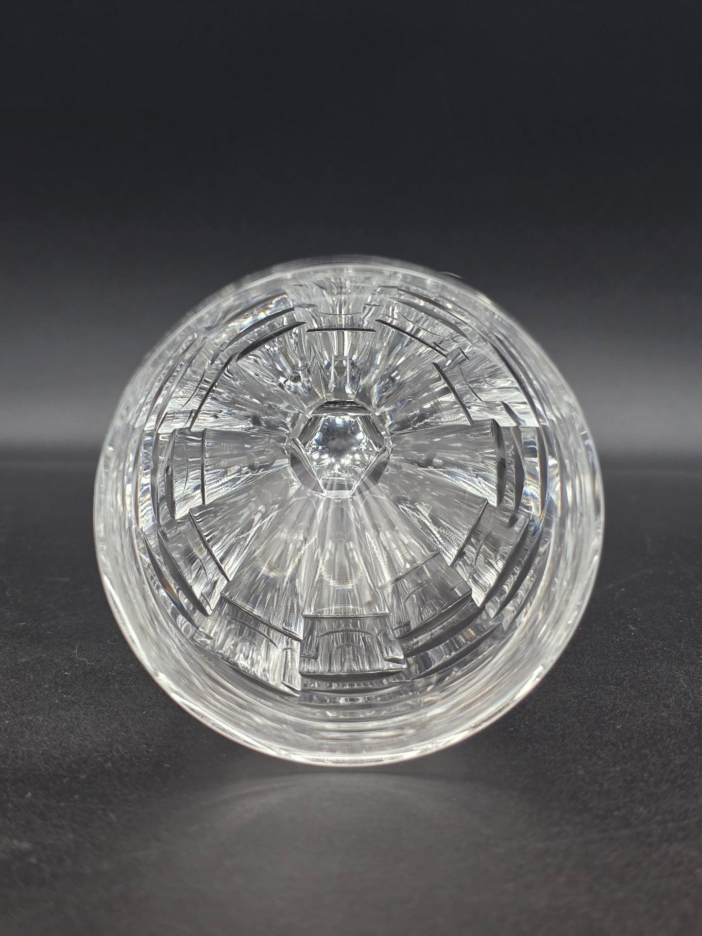 Single Stuart Crystal “Ice” Wine Glass by Jasper Conran – 450 ml Large Goblet, 25 cm, Signed, Vintage Elegance