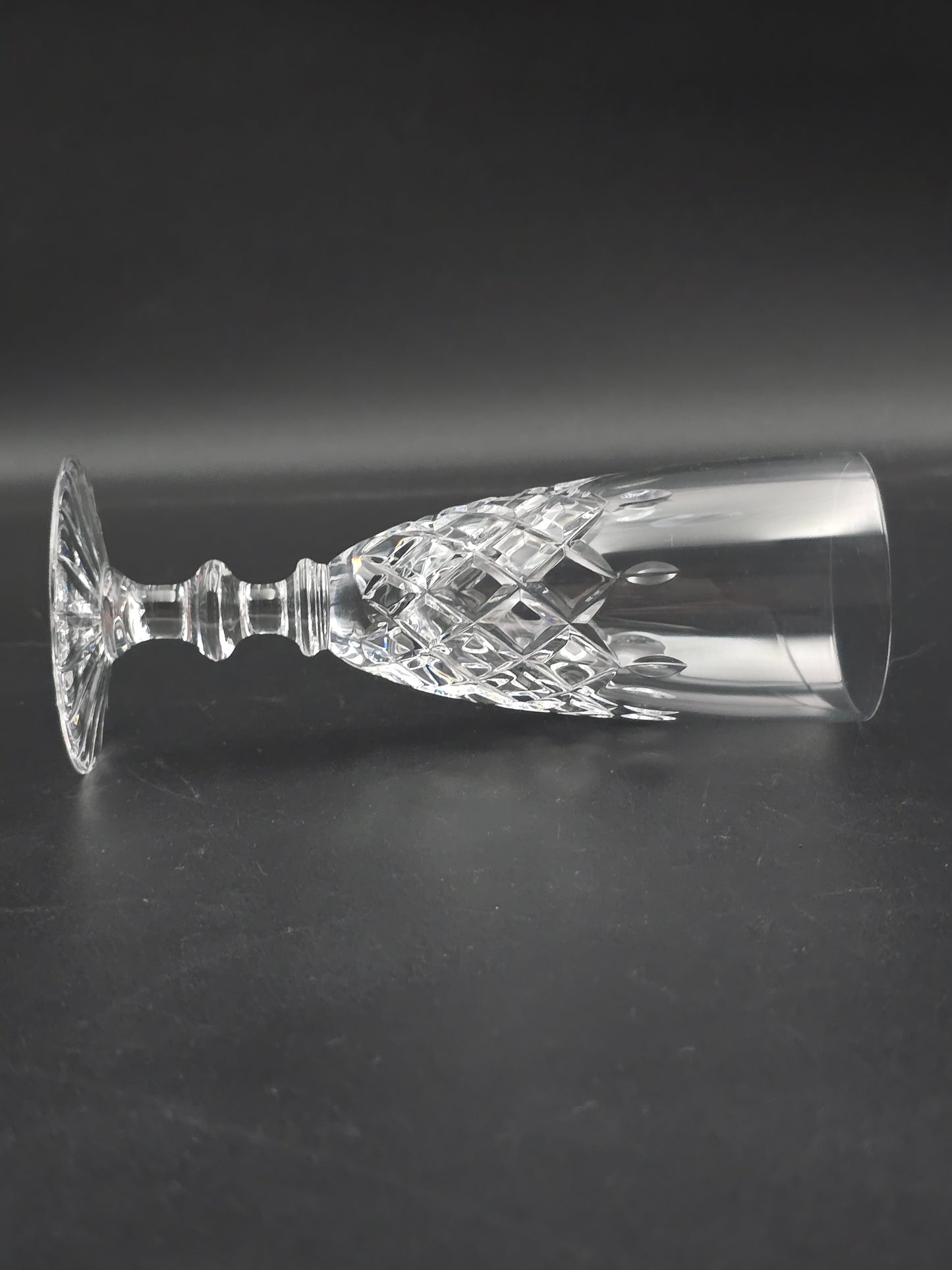 Set of 4 small Crystal Champagne flutes. 120ml