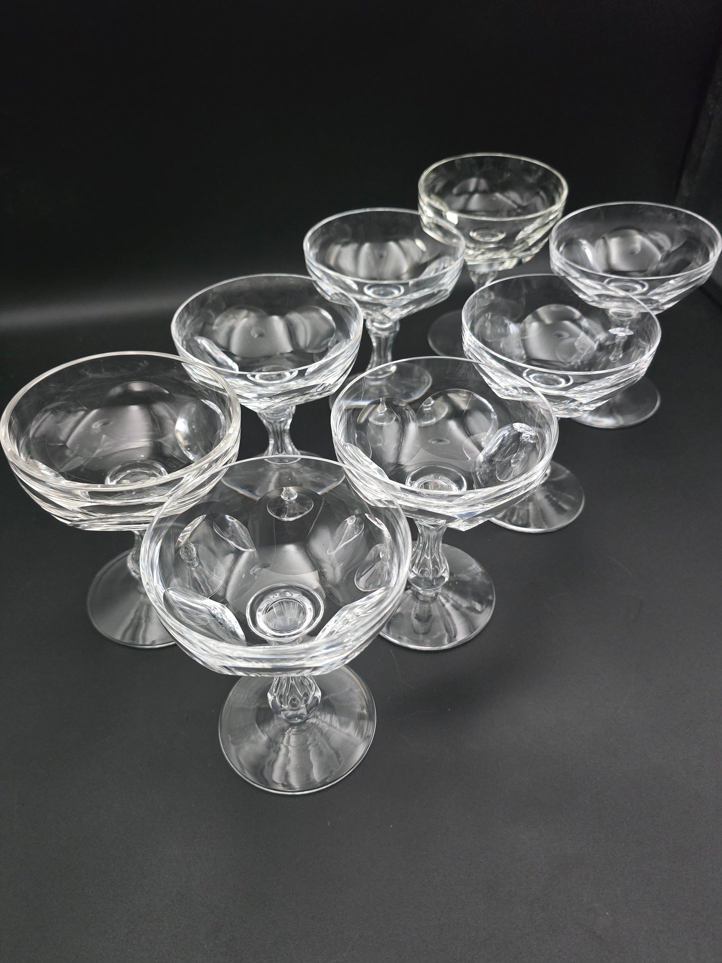 Set of 8 Contemporary Crystal glass Champagne coupes 165ml