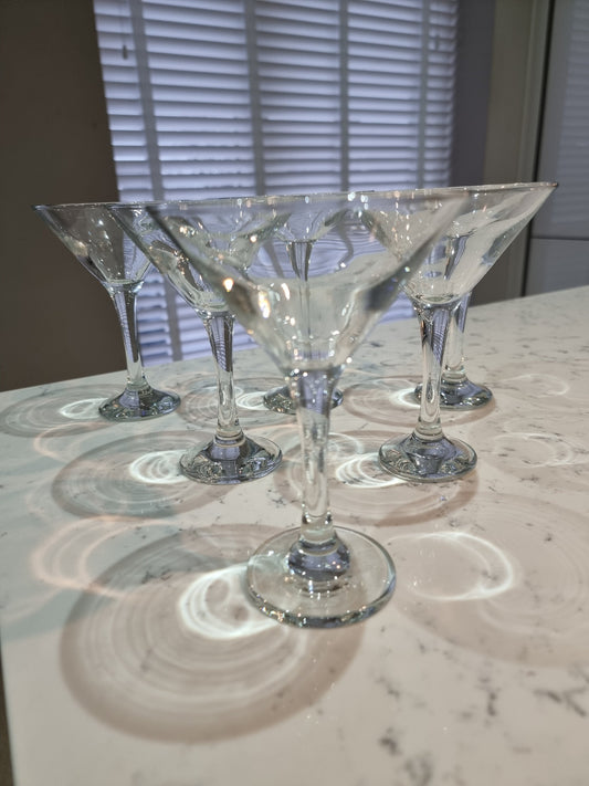 Fantastic set of 6 Martini glasses