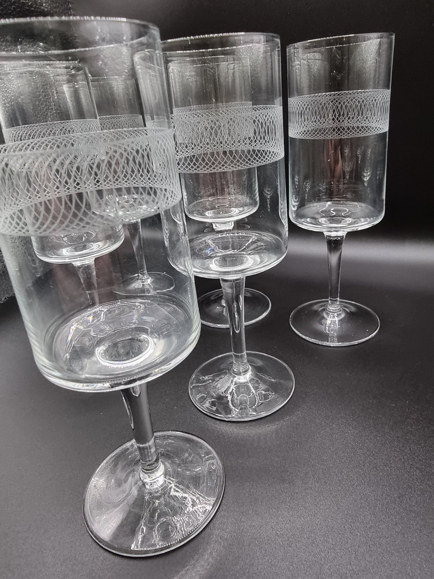 Set of 6 etched liqueur glasses