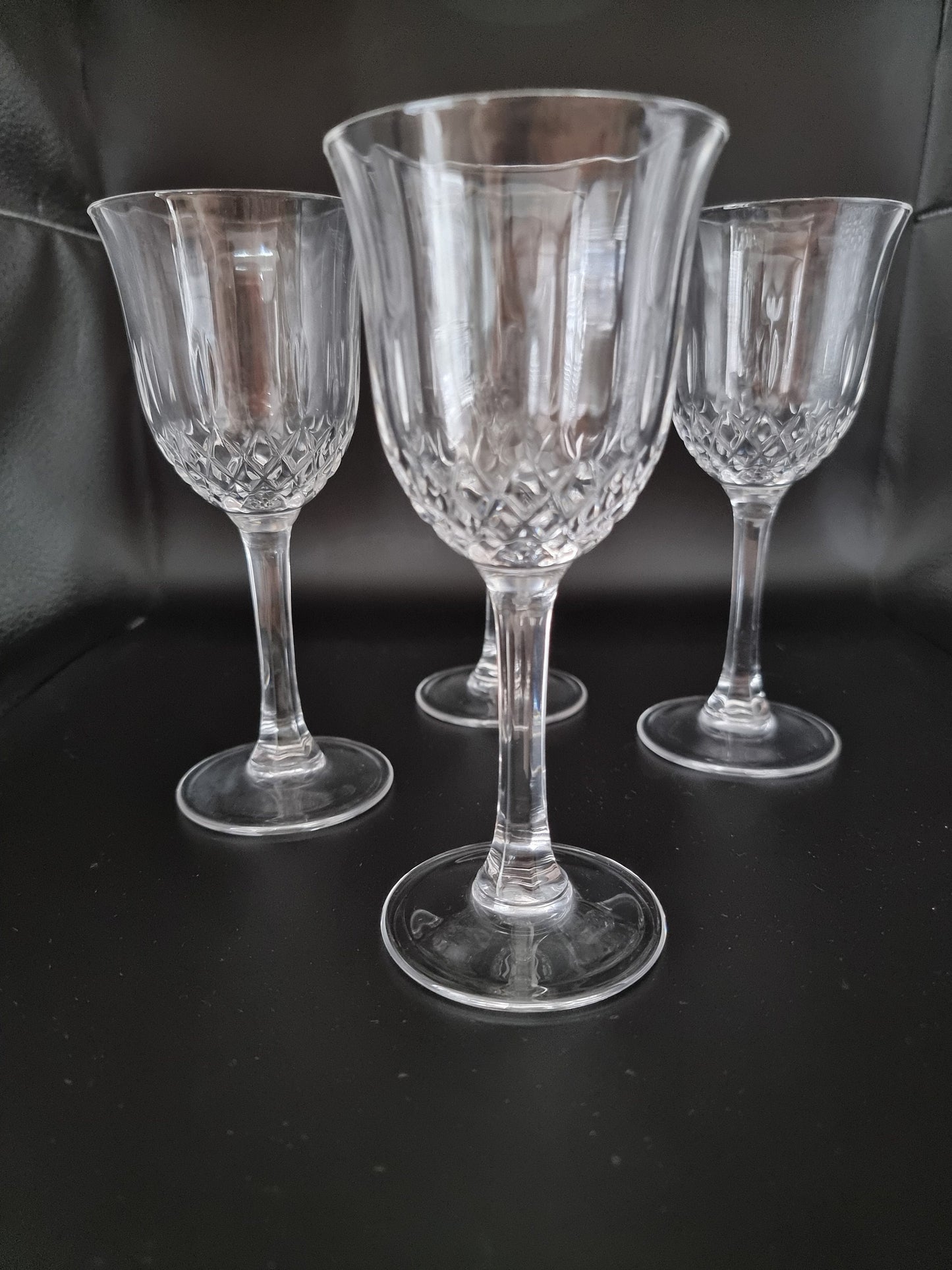 Capri Crystal Concerto boxed set of 4 Crystal Wine Glasses