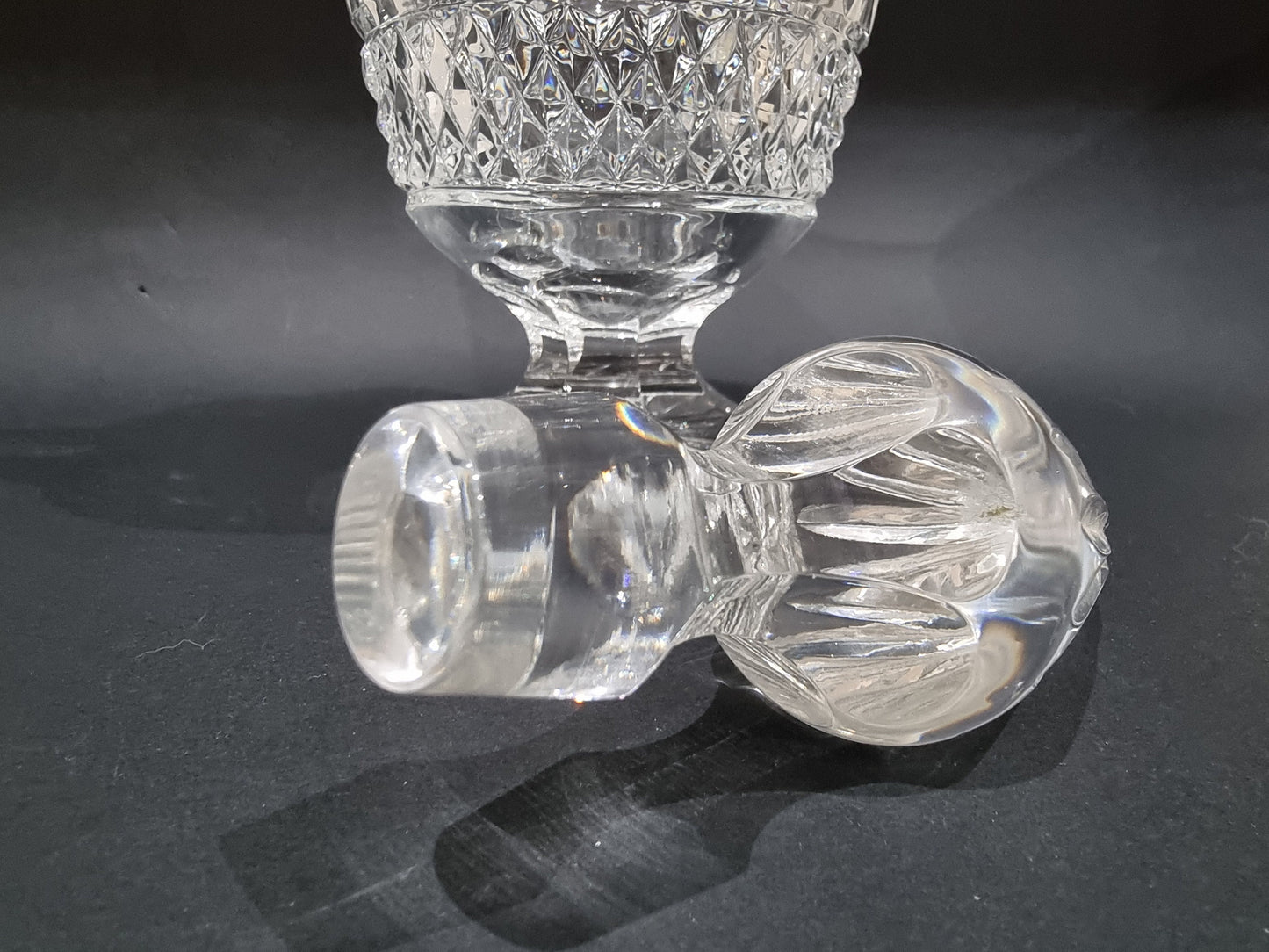 Stunning vintage Crystal Glass Wine Decanter