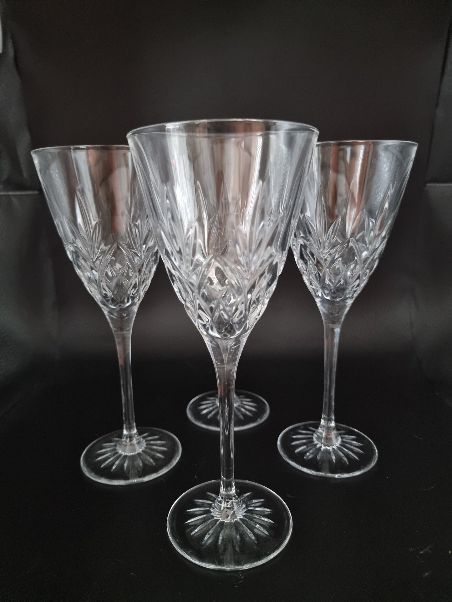 Lovely Vintage set of 4 Thomas Webb Crystal Large Wine glasses